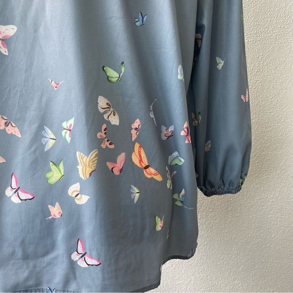 Butterfly Blouse Pullover Loose Fitting Half Zipper SZ M - Picture 7 of 12